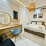 Apartman Caesar & *