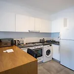 Caesar & Apartment
