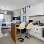 Caesar & Apartment *