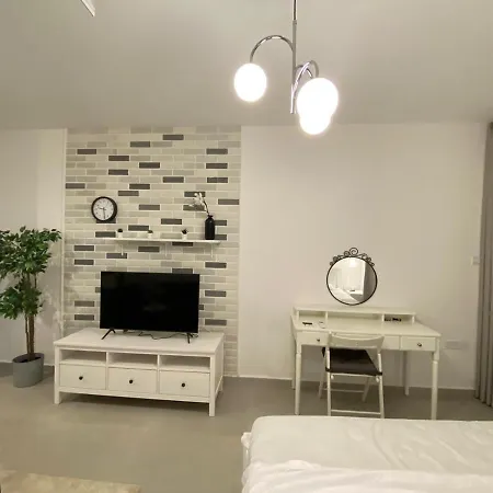Apartament Caesar & *