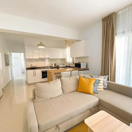Apartament Caesar & Trikomo