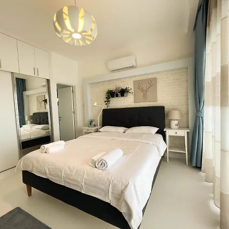 Apartament Caesar & Trikomo