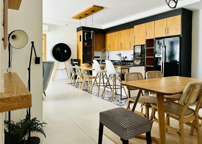 Apartment Caesar & *